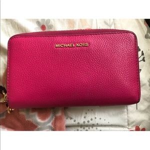 Michael Kors wallet